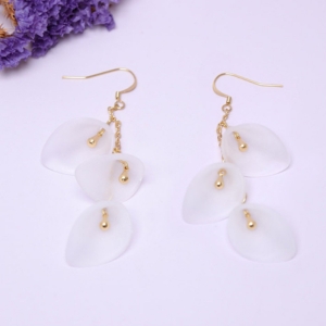 boucles d'oreilles pendantes fleurs