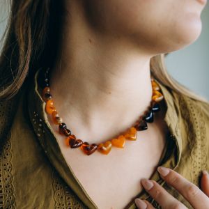 collier perles en résine- tendance bijoux automne hiver 2026 2027