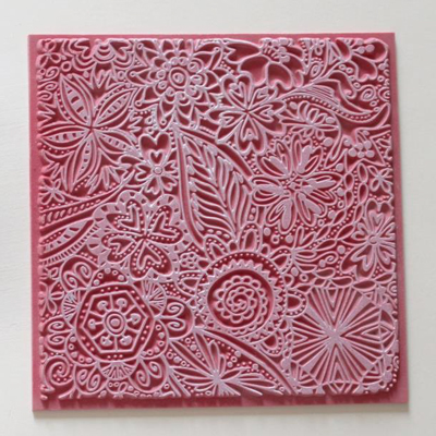 Broche Rose pâte polymère Cernit et plaques de texture : Etape 2