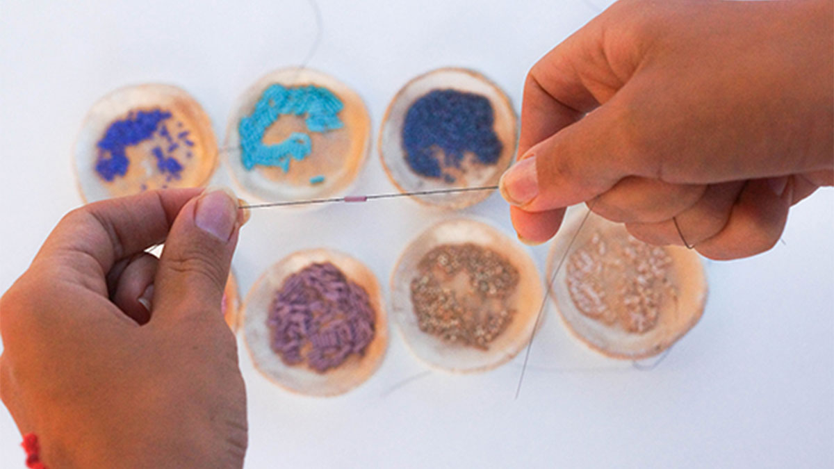 Bracelets tissage Miyuki Delicas et Bugles : Etape 2 Bracelets tissage Miyuki Delicas et Bugles : Etape 2