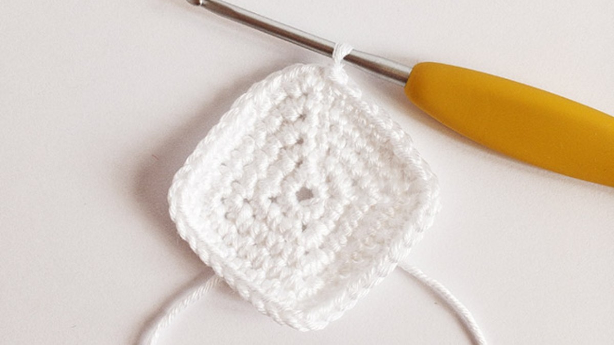 DIY Brique de lait d'amande et cookies au crochet : Etape 1