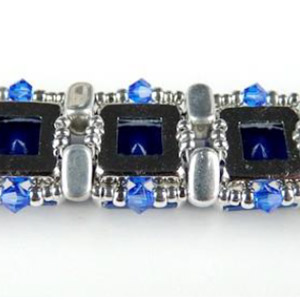 Bracelet Eléonore en perles PureCrystal et perles en verre par Puca® : Etape 15