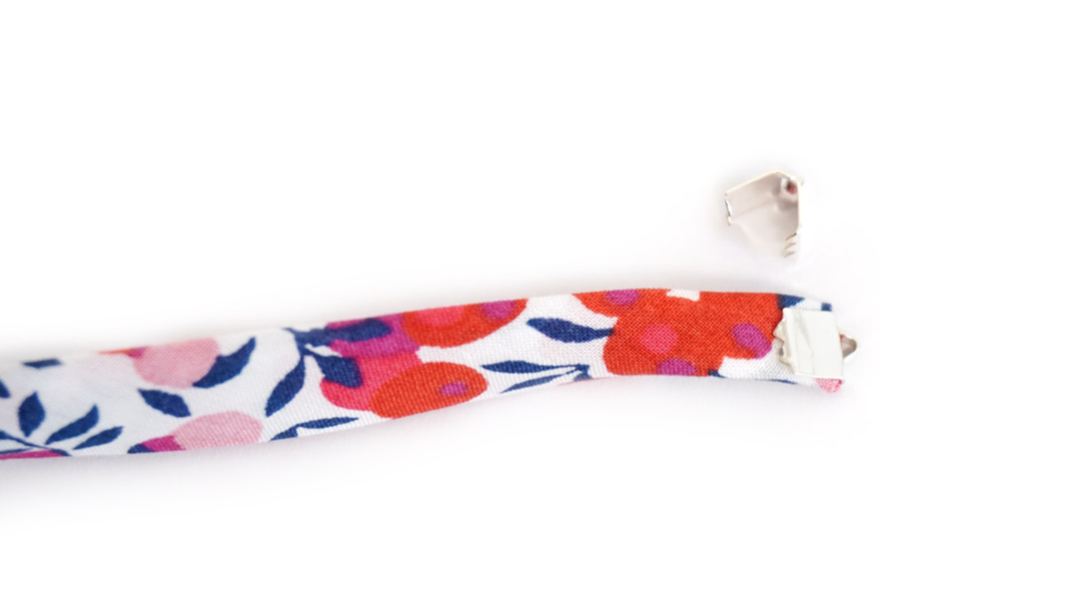 Tuto Bracelet ruban Liberty pour enfant : Etape 3 Tuto Bracelet ruban Liberty pour enfant : Etape 3