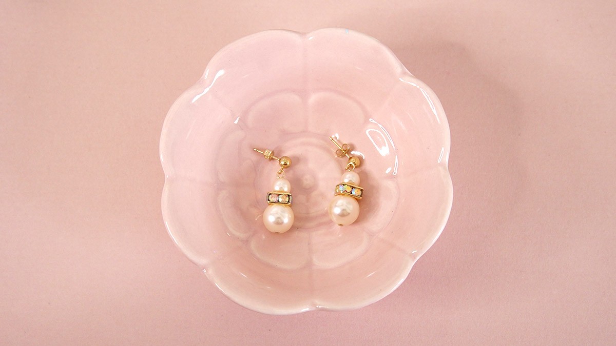 Schéma Boucles d'oreilles Perles Nacrées et Rondelles Strass carrée