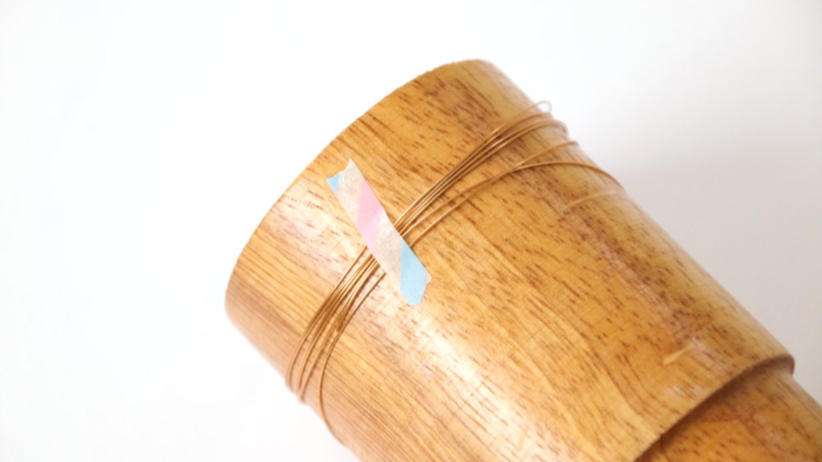 DIY Bracelets Joncs en fil de laiton et perles PureCrystal, perles d'eau douce et pierre Amazonite : Etape 1