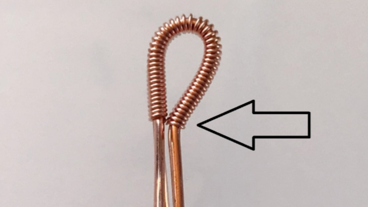 Pendentif en pierre gemme serti avec du fil de cuivre : Etape 15