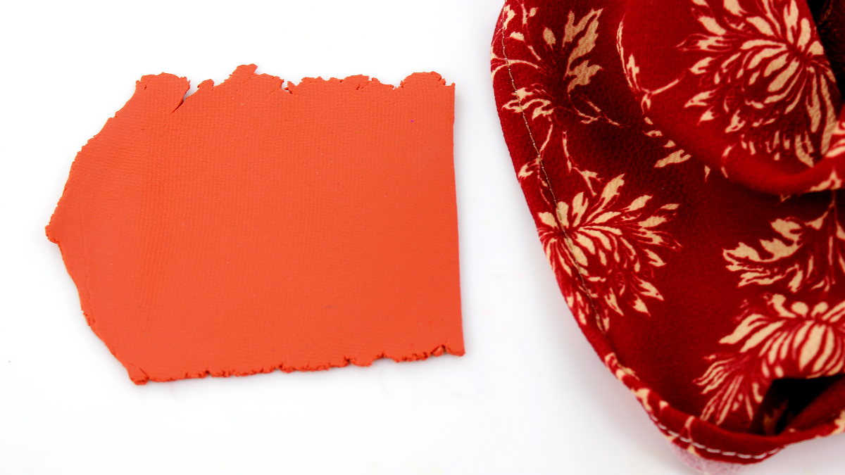 Boucles d'oreilles fleurs en polymère texture tissu et effet marbré : Etape 7 Boucles d'oreilles fleurs en polymère texture tissu et effet marbré : Etape 7