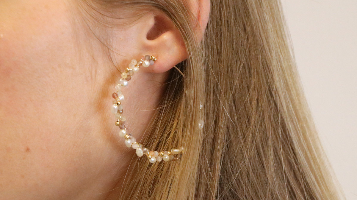 Schéma DIY Créoles en gold filled (or laminé) avec perles d'eau douce et agate