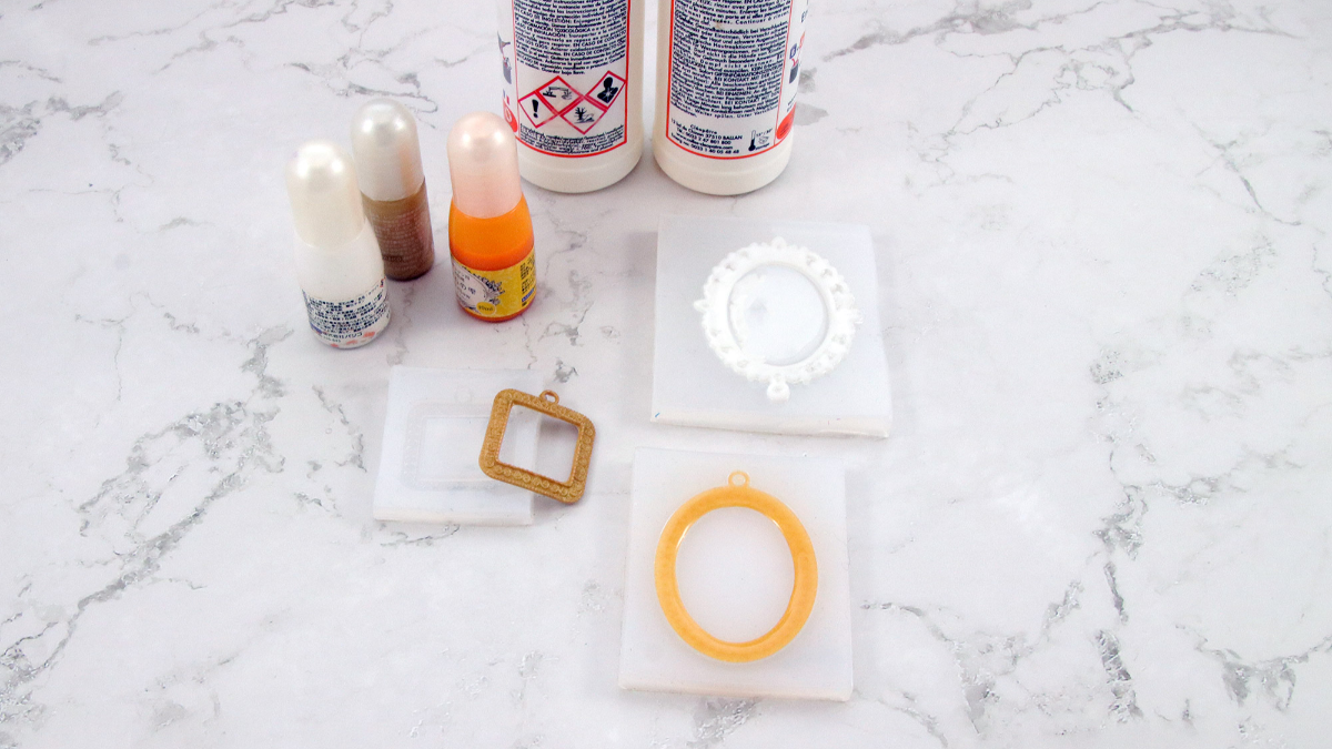 Cadres en résine avec inclusion de papier photo : Etape 1