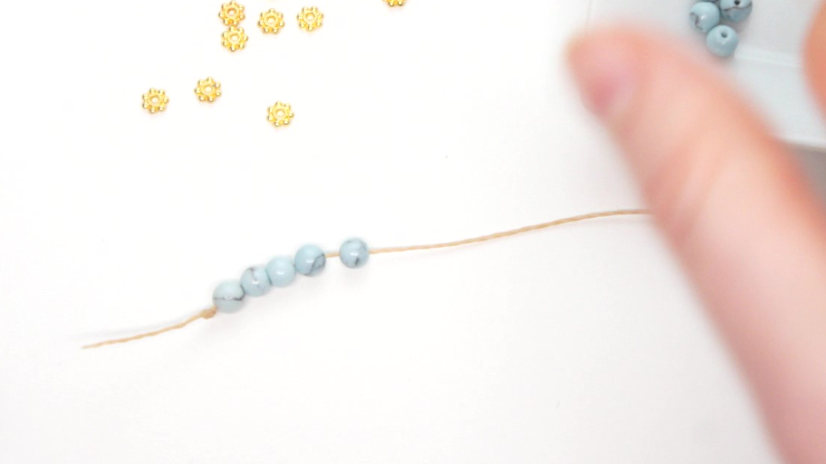 Bracelet Multirangs pastel perles Miyuki fermoir Hiilos : Etape 4