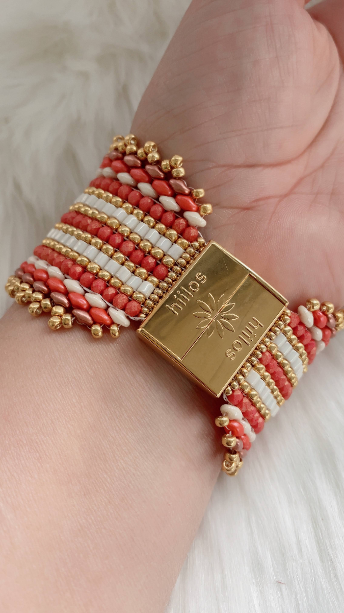 Schéma Manchette extra-large en perles tissées et fermoir interchangeable Hiilos