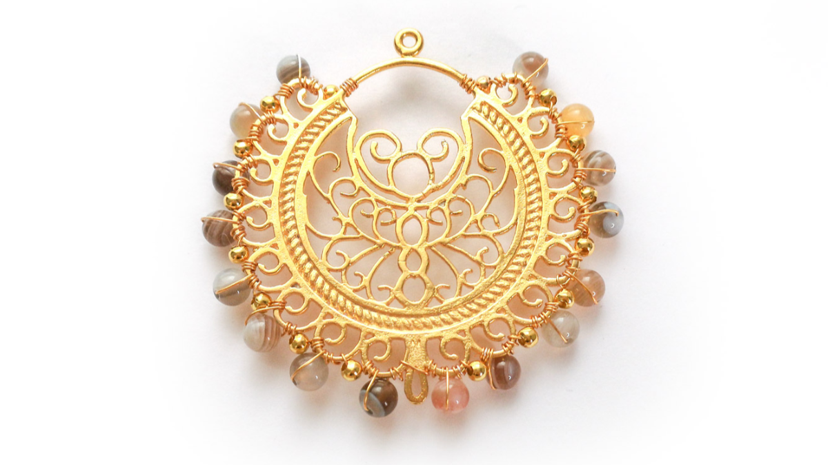 Tuto Boucles d'oreilles Gipsy dorées avec Agates du Botswana : Etape 1 Tuto Boucles d'oreilles Gipsy dorées avec Agates du Botswana : Etape 1