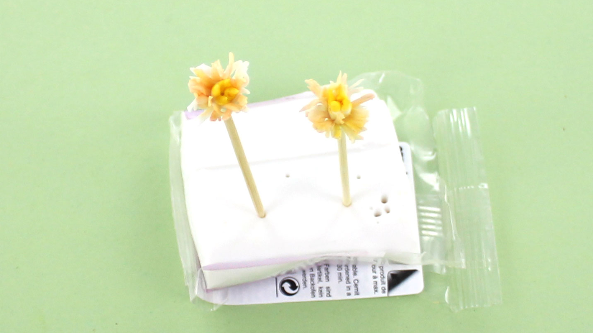 Boucles d'oreilles pivoines en pâte polymère : Etape 5