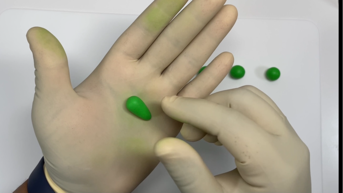 3 idées DIY pour recycler vos bocaux avec de la pâte polymère : Etape 2