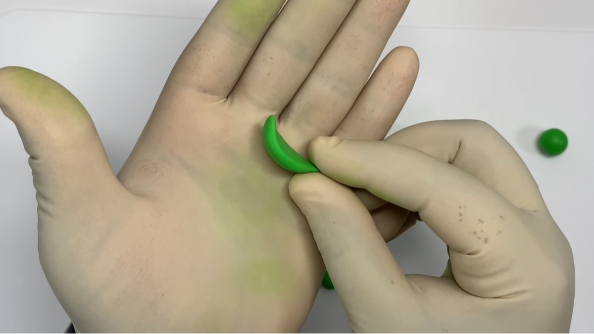 3 idées DIY pour recycler vos bocaux avec de la pâte polymère : Etape 7