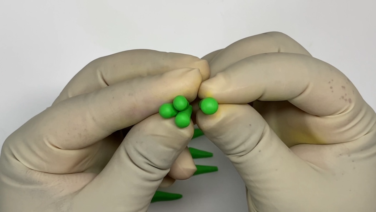 3 idées DIY pour recycler vos bocaux avec de la pâte polymère : Etape 20