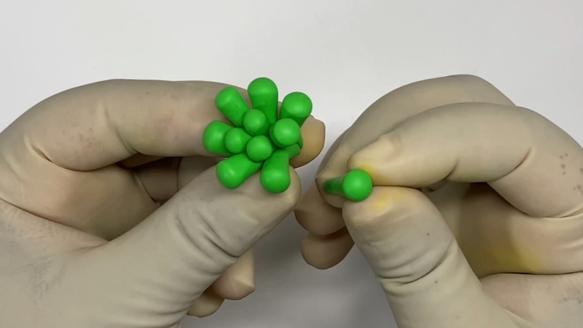 3 idées DIY pour recycler vos bocaux avec de la pâte polymère : Etape 21