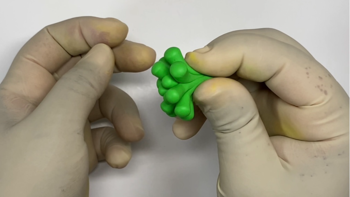 3 idées DIY pour recycler vos bocaux avec de la pâte polymère : Etape 22