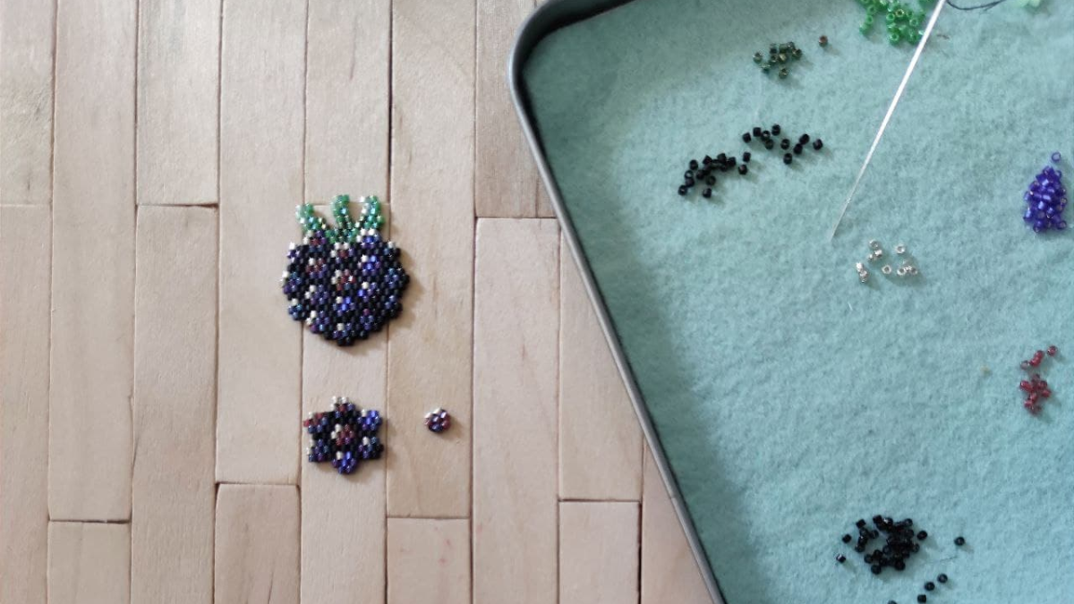 DIY aimant mûre et champignon en relief en tissage de perles Miyuki 11/0 : Etape 1