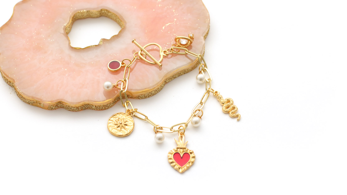 DIY Bijou Bracelet inspiration Ex-voto Coeur Mexicain et breloques gri-gri DIY Bijou Bracelet inspiration Ex-voto Coeur Mexicain et breloques gri-gri