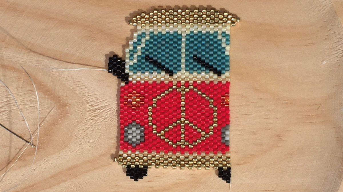 Tissage Van en brickstitch avec des perles Miyuki Delicas 11/0 : Etape 7