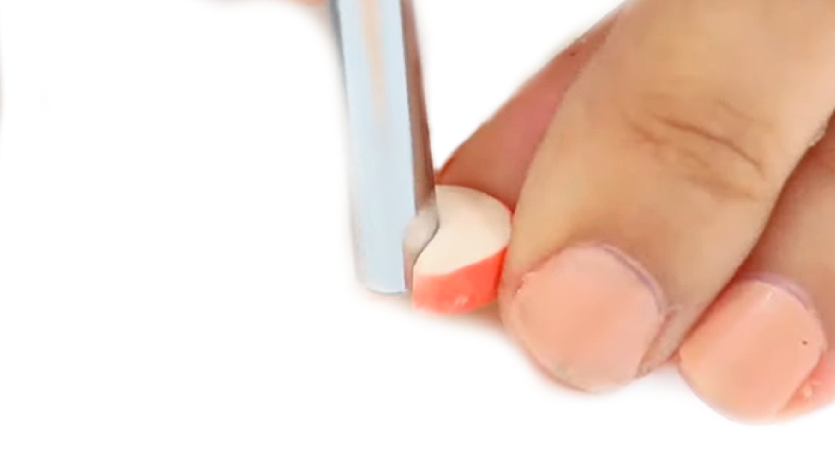 Bracelet pêle-mêle de perles et tranches de pêche en pâte polymère : Etape 5