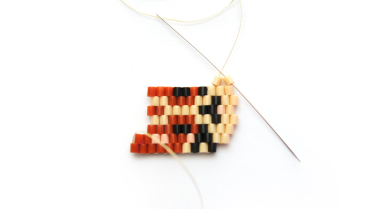 Modèle Tissage Brick Stitch Enfant avec perles Hama Mini : Etape 23