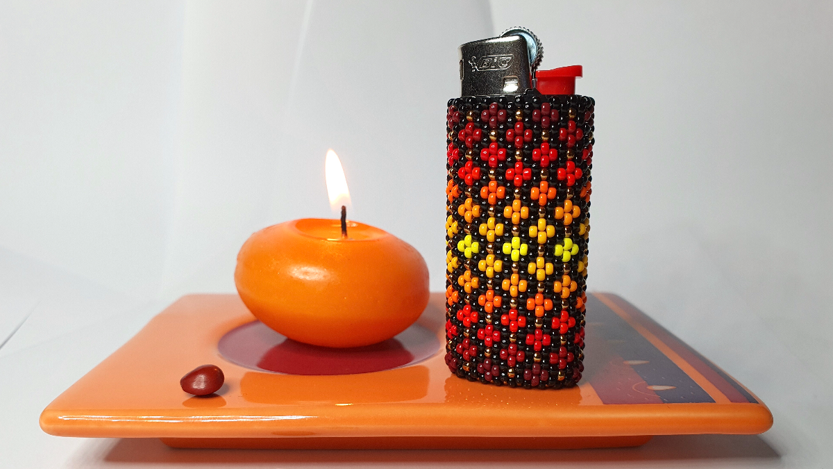 DIY étui à briquet en perles Miyuki 11/0 avec technique peyote