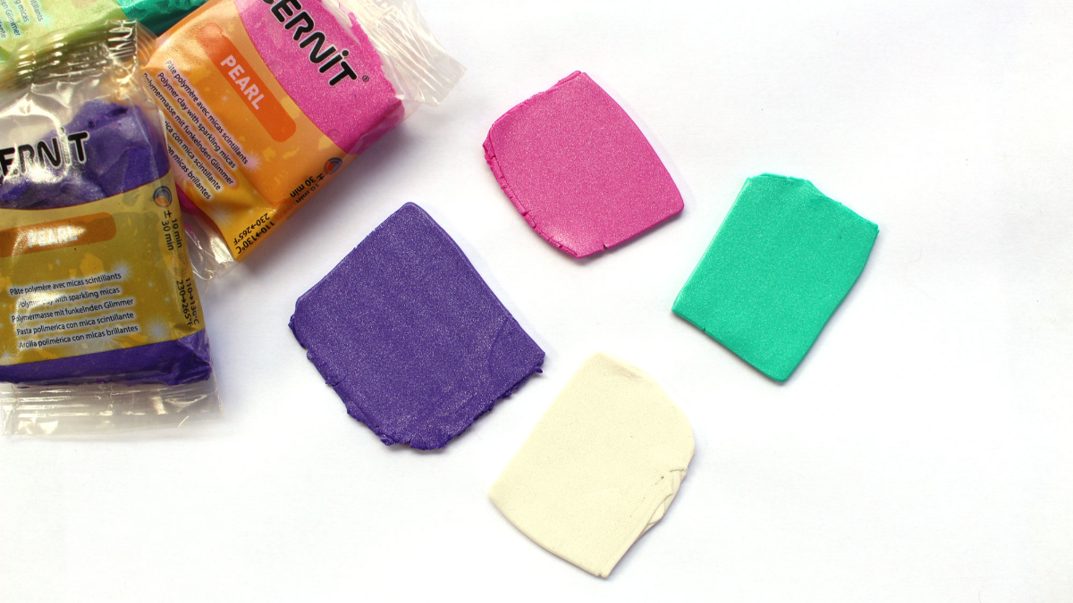 Bijoux ex-voto en pâte polymère Cernit : Etape 1