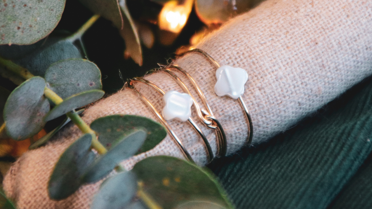 Schéma Tuto DIY Bague semainier en gold filled (or laminé) avec perles en nacre