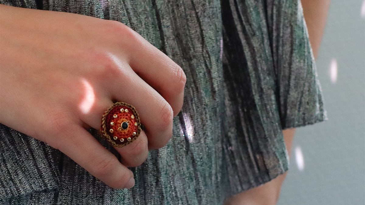 Schéma DIY Bagues amulettes porte-bonheur crochetées et rebrodées