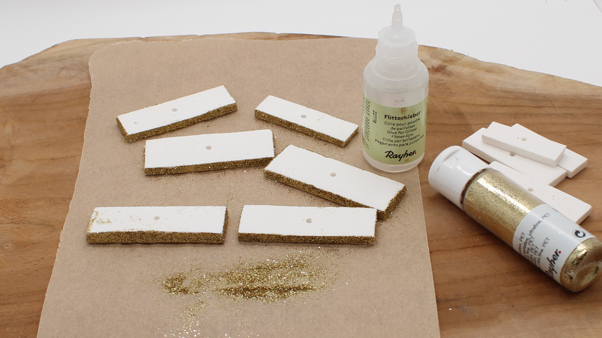 DIY 3 idées de décorations de Noël en pâte Fimo : Etape 6 DIY 3 idées de décorations de Noël en pâte Fimo : Etape 6