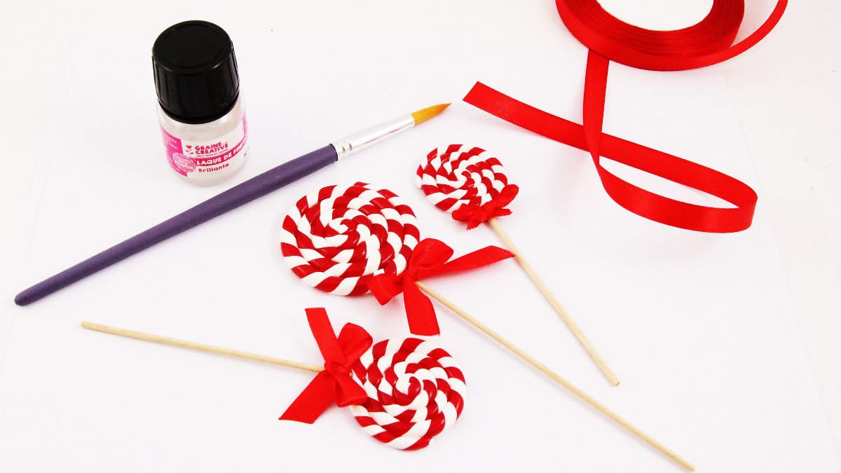 DIY 3 idées de décorations de Noël en pâte Fimo : Etape 17 DIY 3 idées de décorations de Noël en pâte Fimo : Etape 17