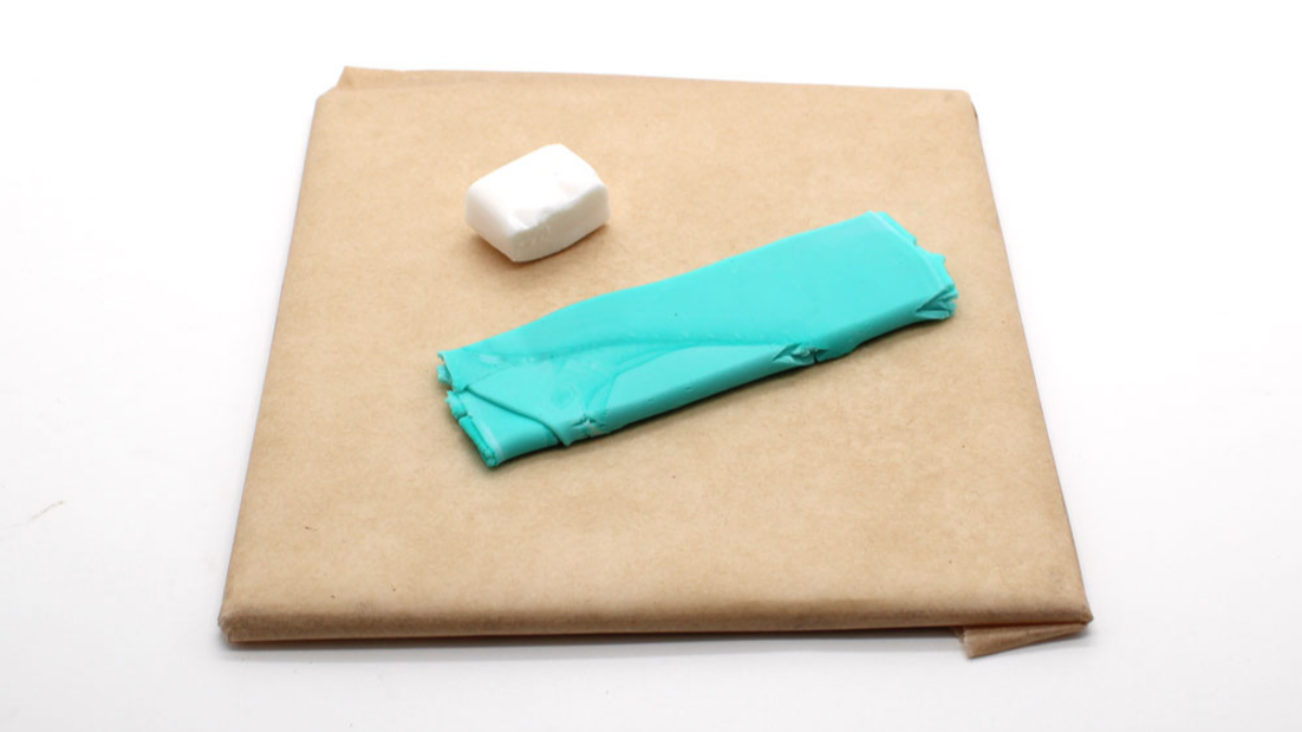 Boucles d'oreilles forme mandala et effet pierre en pâte polymère : Etape 2 Boucles d'oreilles forme mandala et effet pierre en pâte polymère : Etape 2