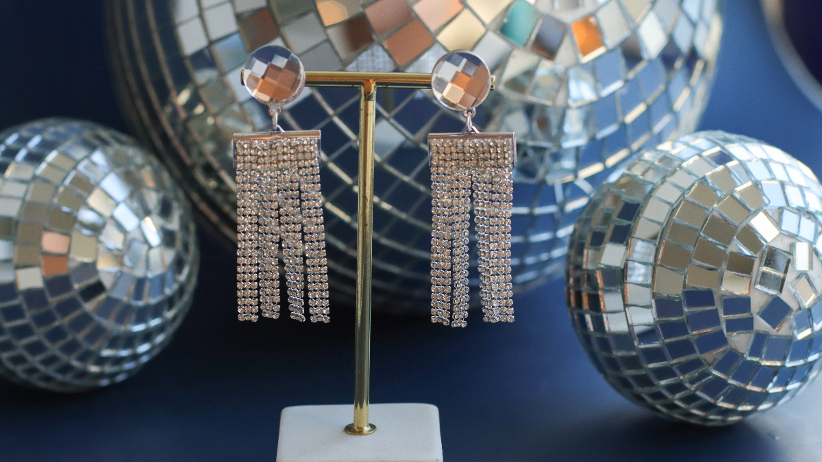 DIY Boucles d'oreilles pendantes Crystal Mesh strass et cabochons PureCrystal DIY Boucles d'oreilles pendantes Crystal Mesh strass et cabochons PureCrystal