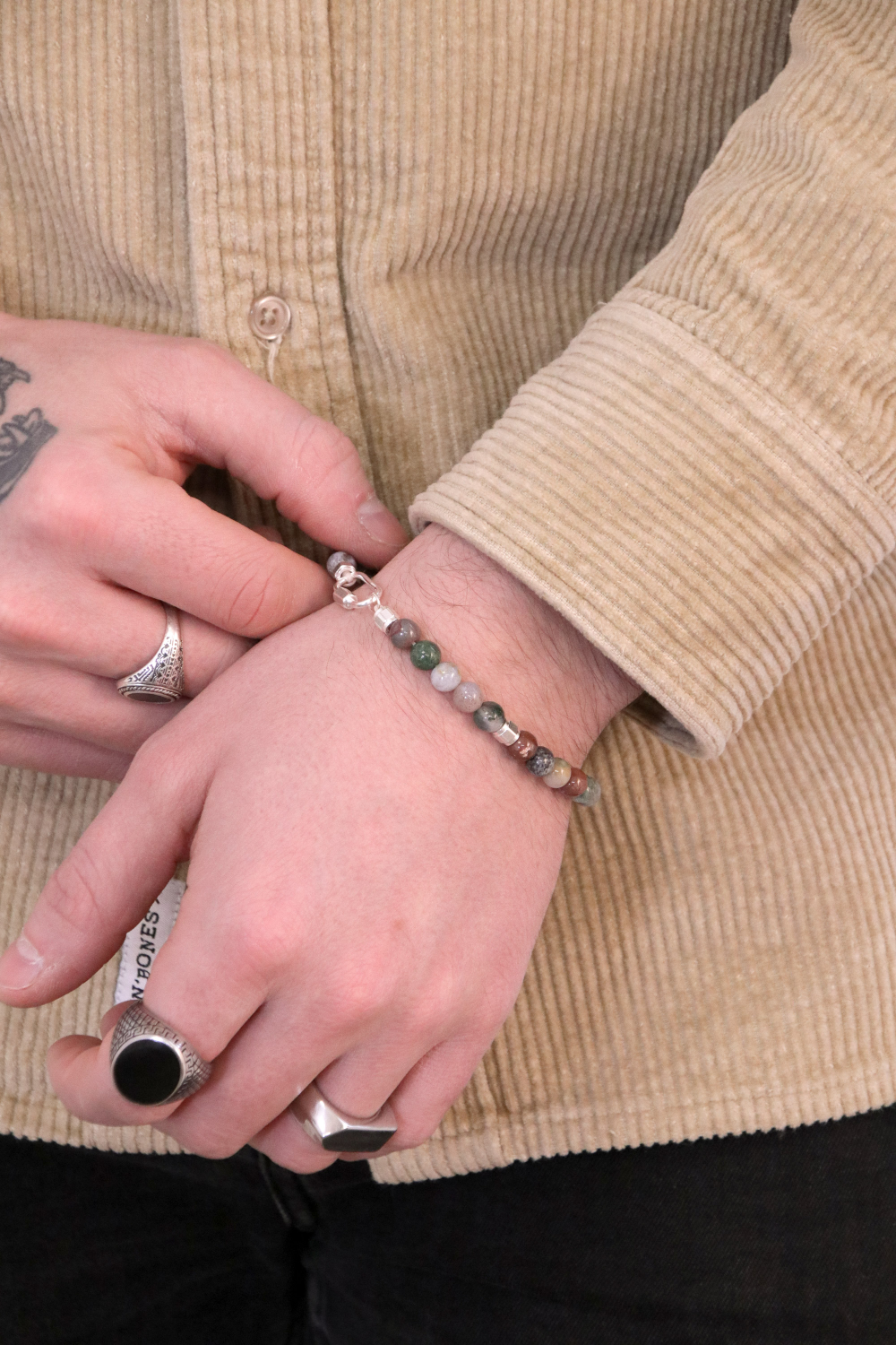 Schéma Bracelet duo couple pour la saint valentin en Agate indienne et agate arbre Schéma Bracelet duo couple pour la saint valentin en Agate indienne et agate arbre