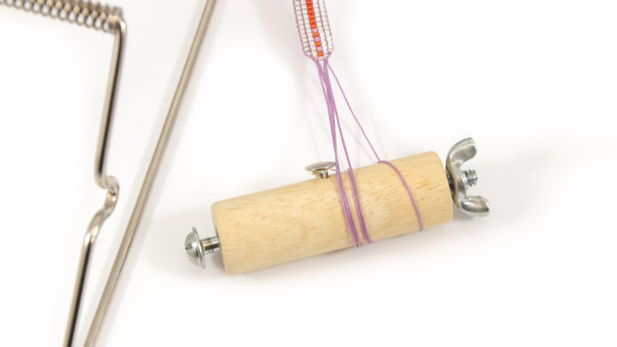 Bracelet Miyuki delicas 15/0 sur métier à tisser : Etape 7 Bracelet Miyuki delicas 15/0 sur métier à tisser : Etape 7