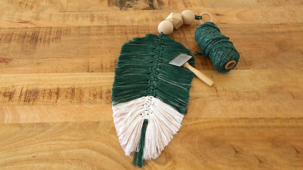 DIY Plume en macramé bicolore