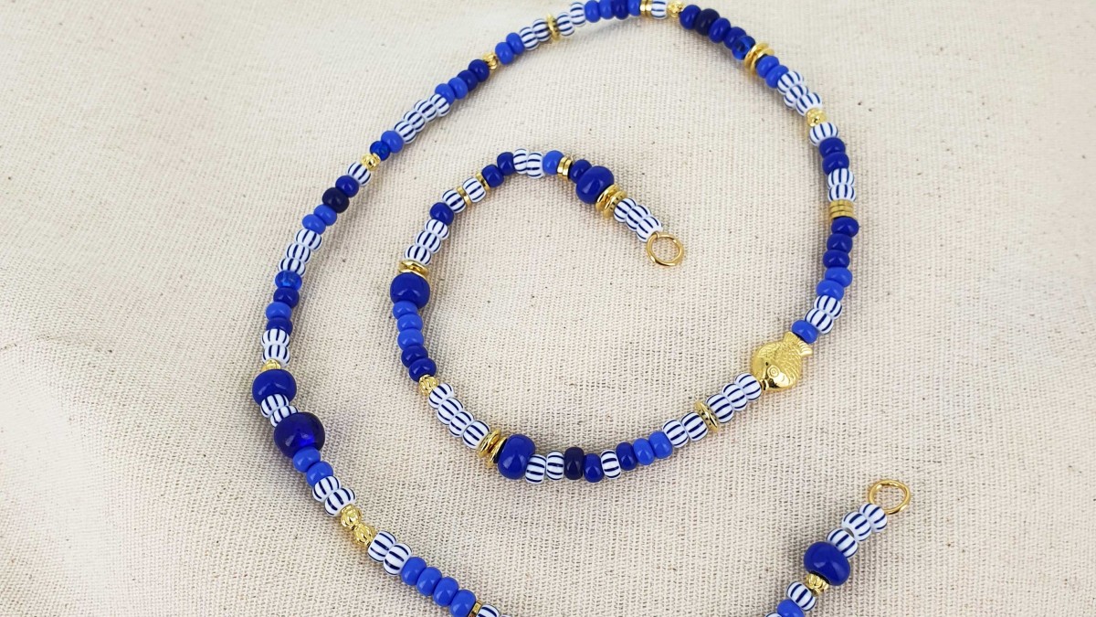 Bracelet multirang avec perles de rocaille et fleurs marguerite : Etape 2 Bracelet multirang avec perles de rocaille et fleurs marguerite : Etape 2