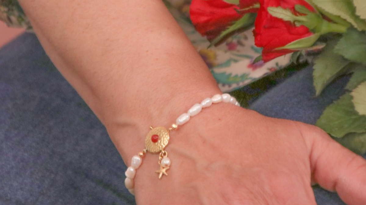 DIY Bracelet perles d'eau douce, pendentif rond martelé et breloque étoile de mer en acier inoxydable DIY Bracelet perles d'eau douce, pendentif rond martelé et breloque étoile de mer en acier inoxydable