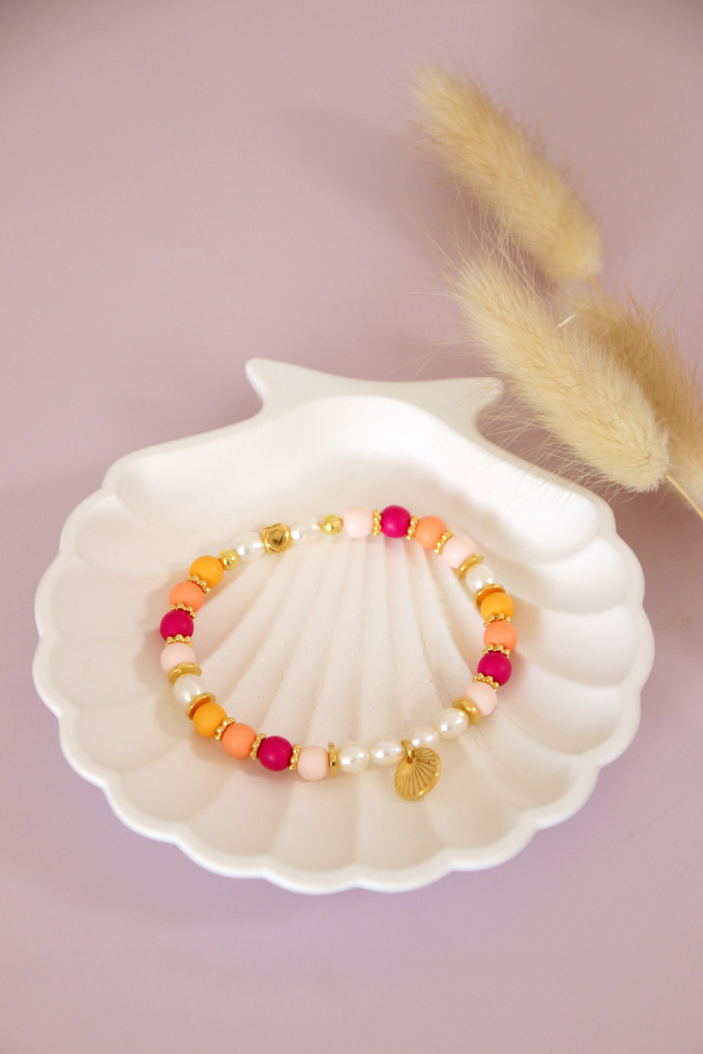 Schéma Bracelet élastique avec perles résine colorée mat Schéma Bracelet élastique avec perles résine colorée mat