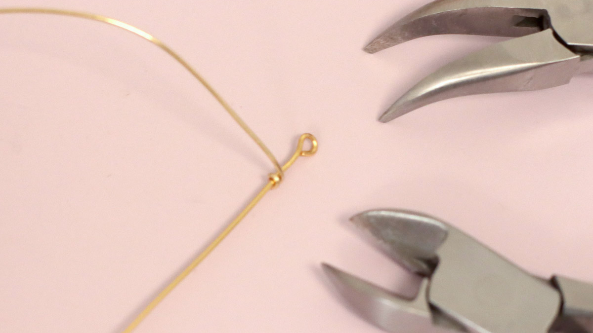 Bracelet Pierre gemme sertie avec du fil métallique scarabée en Amethyste : Etape 1