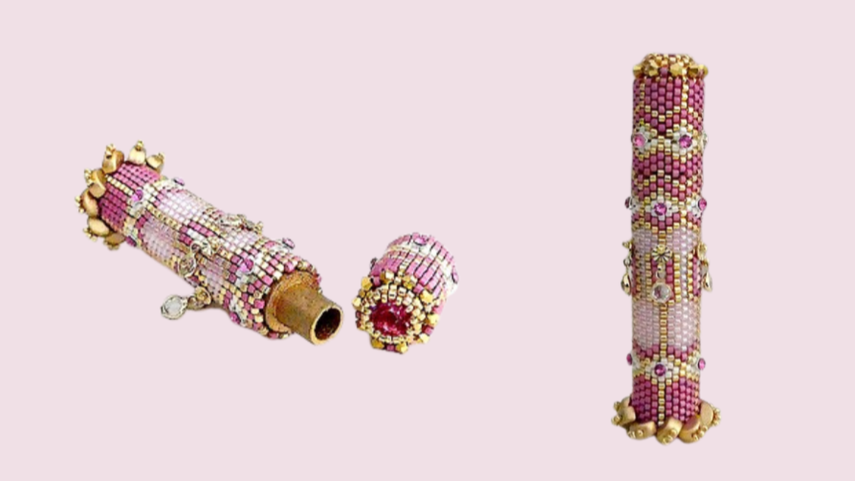 DIY Etui à Aiguilles Dora par Puca avec support en bois et perles en verre kos