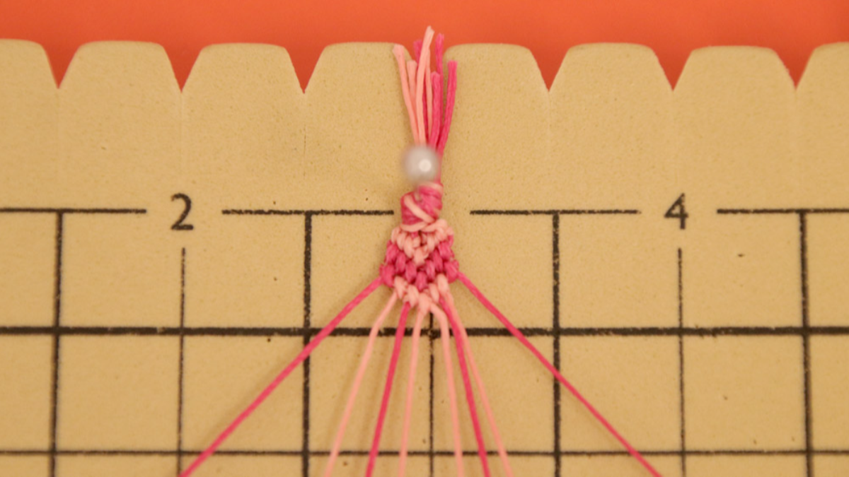 Créoles avec bracelet brésilien Coeur en cordes Slam : Etape 18 Créoles avec bracelet brésilien Coeur en cordes Slam : Etape 18