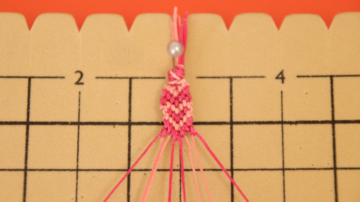 Créoles avec bracelet brésilien Coeur en cordes Slam : Etape 24 Créoles avec bracelet brésilien Coeur en cordes Slam : Etape 24