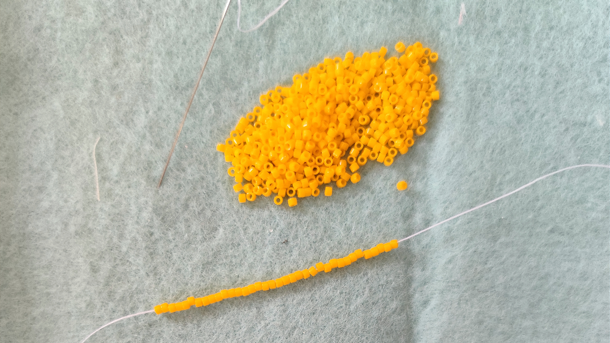 DIY Serviette de plage motif tortue en tissage de perles Miyuki Delicas : Etape 1 DIY Serviette de plage motif tortue en tissage de perles Miyuki Delicas : Etape 1