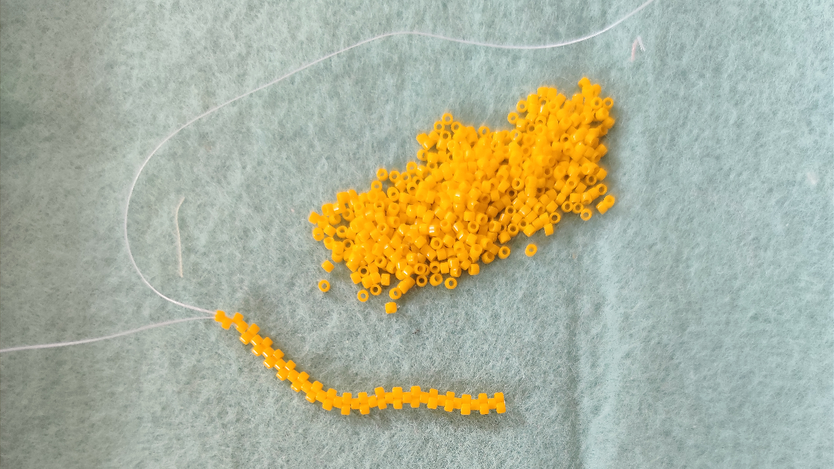 DIY Serviette de plage motif tortue en tissage de perles Miyuki Delicas : Etape 3 DIY Serviette de plage motif tortue en tissage de perles Miyuki Delicas : Etape 3