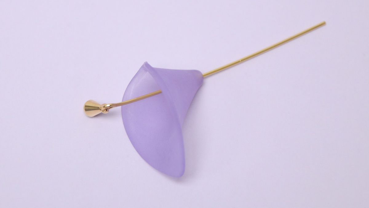 Boucles d'oreilles pendantes dorées à fleurs : Etape 2