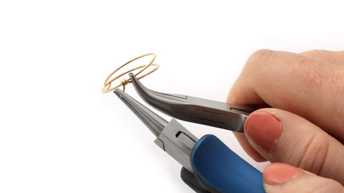 Créer sa bague en gold filled (or laminé) et quartz vert turquoise : Etape 5