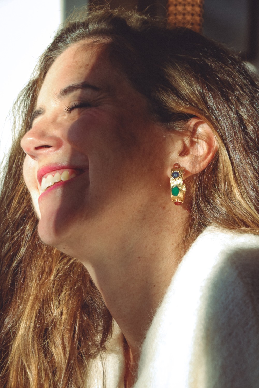 Schéma Créoles couleur or et Sodalite Schéma Créoles couleur or et Sodalite